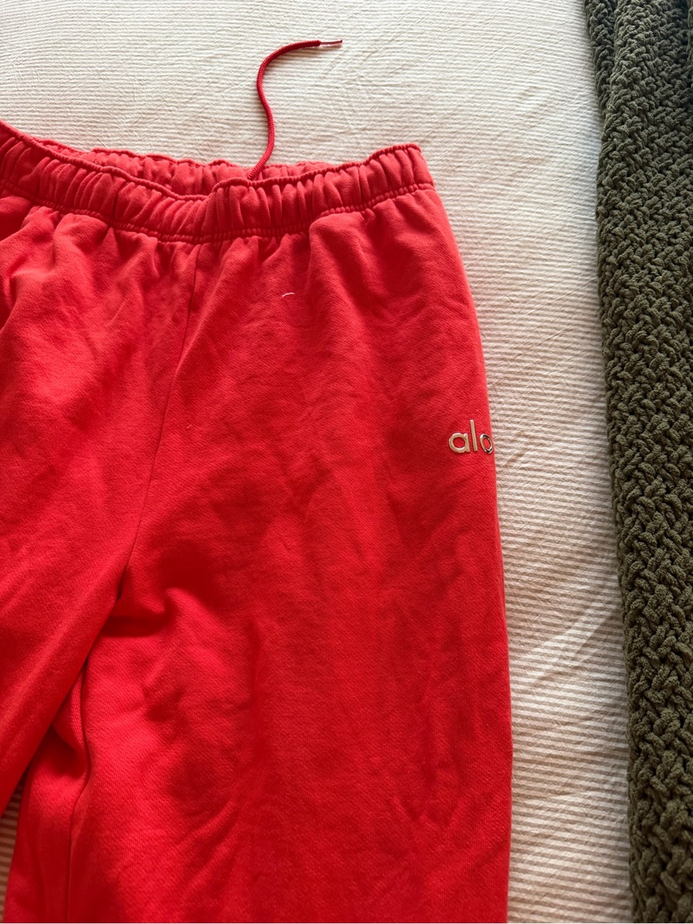 ALO Yoga Kids Bright Red Jogger Sweatpants